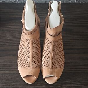 Earth Tan Peep-Toe Heels